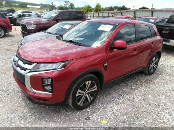 JA4ARUAU7MU009998 2021 MITSUBISHI OUTLANDER - Image 2
