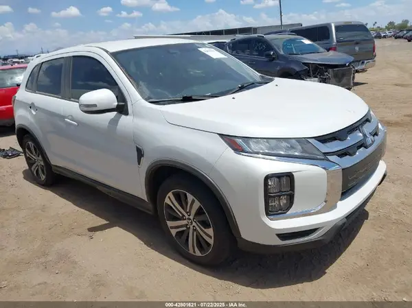 JA4ARUAU7MU022704 2021 MITSUBISHI OUTLANDER - Image 1