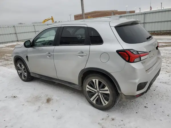 JA4ARUAU7MU026557 2021 MITSUBISHI OUTLANDER - Image 2