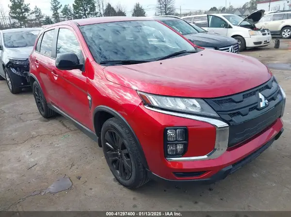 JA4ARUAU7PU009231 2023 MITSUBISHI OUTLANDER - Image 1
