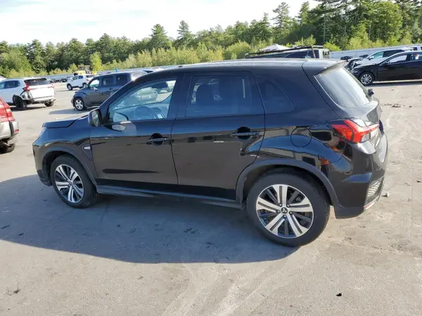 JA4ARUAU7RU022435 2024 MITSUBISHI OUTLANDER - Image 2