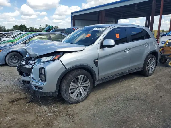 JA4ARUAU7SU012977 2025 MITSUBISHI OUTLANDER - Image 1