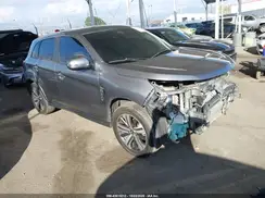 JA4ARUAU8MU019343 2021 MITSUBISHI OUTLANDER