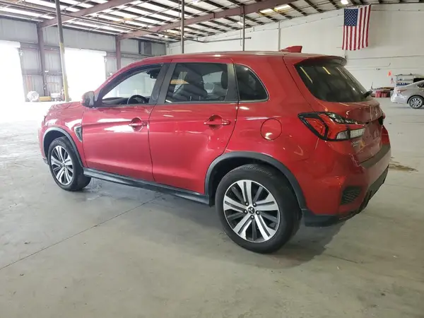 JA4ARUAU8MU019780 2021 MITSUBISHI OUTLANDER - Image 2