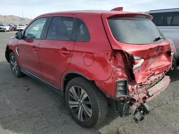 JA4ARUAU8MU023408 2021 MITSUBISHI OUTLANDER - Image 2