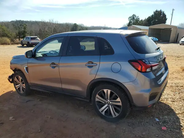 JA4ARUAU8MU025479 2021 MITSUBISHI OUTLANDER - Image 2