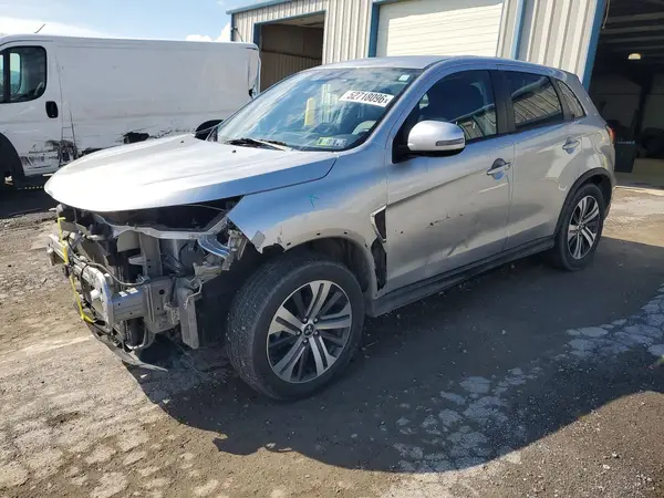 JA4ARUAU8RU014893 2024 MITSUBISHI OUTLANDER - Image 1