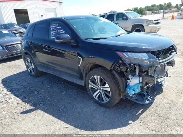 JA4ARUAU8RU020614 2024 MITSUBISHI OUTLANDER - Image 1