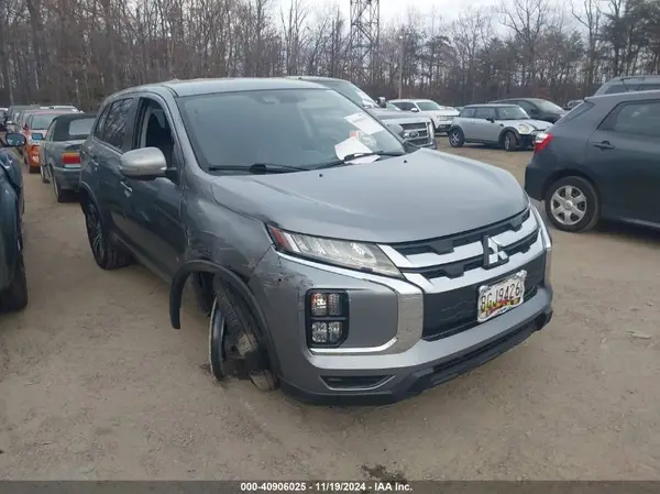 JA4ARUAU9MU010487 2021 MITSUBISHI OUTLANDER - Image 1
