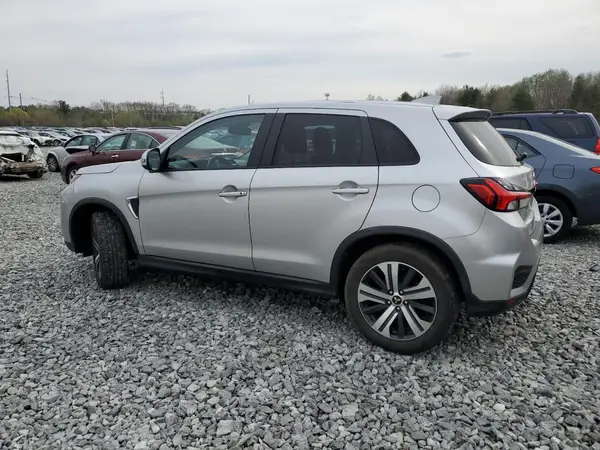 JA4ARUAU9MU017326 2021 MITSUBISHI OUTLANDER - Image 2
