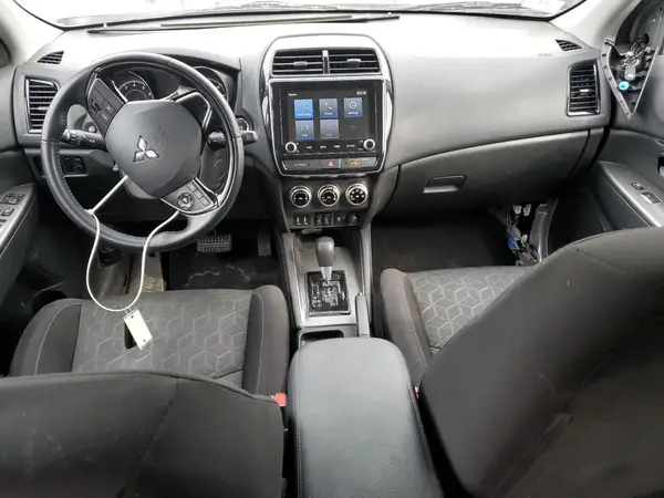 JA4ARUAU9MU017326 2021 MITSUBISHI OUTLANDER - Image 8