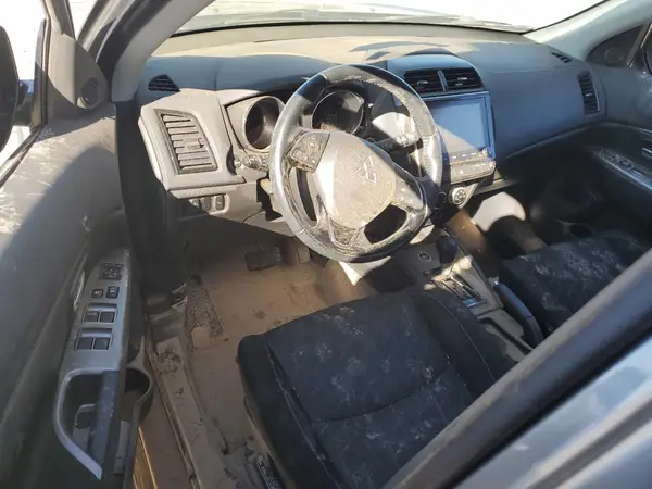 JA4ARUAU9MU023112 2021 MITSUBISHI OUTLANDER - Image 8