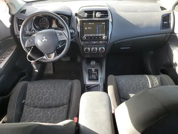 JA4ARUAU9MU024227 2021 MITSUBISHI OUTLANDER - Image 8