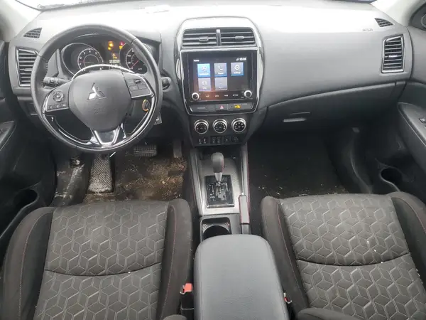 JA4ARUAU9NU001287 2022 MITSUBISHI OUTLANDER - Image 8