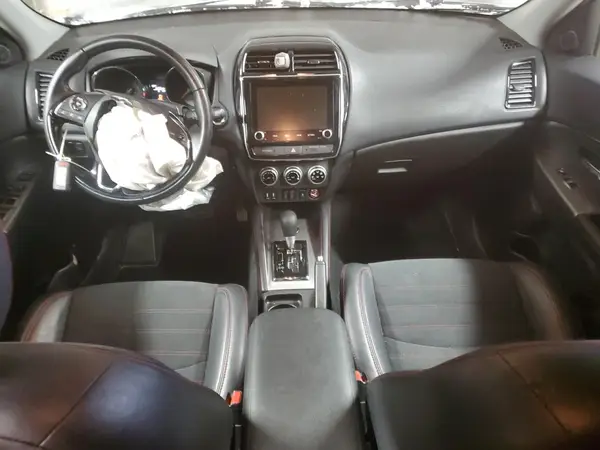 JA4ARUAU9NU006666 2022 MITSUBISHI OUTLANDER - Image 8