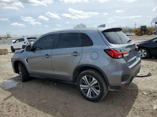 JA4ARUAU9NU006943 2022 MITSUBISHI OUTLANDER - Image 2