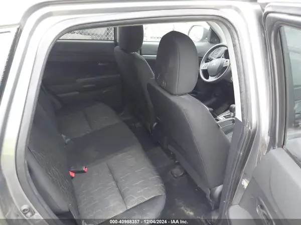 JA4ARUAU9NU015920 2022 MITSUBISHI OUTLANDER - Image 8