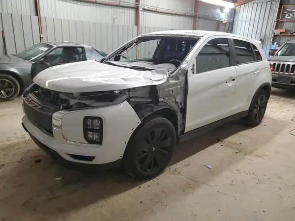 JA4ARUAU9PU013555 2023 MITSUBISHI OUTLANDER - Image 1