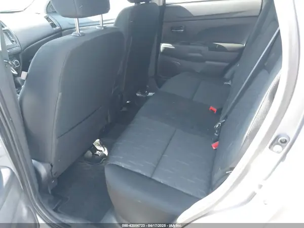 JA4ARUAU9RU003420 2024 MITSUBISHI OUTLANDER - Image 8
