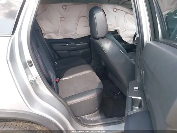 JA4ARUAU9RU012571 2024 MITSUBISHI OUTLANDER - Image 8