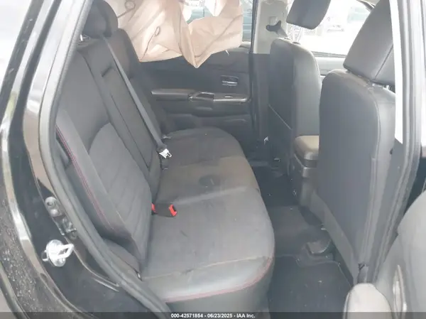 JA4ARUAU9RU018922 2024 MITSUBISHI OUTLANDER - Image 8