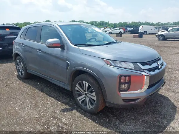 JA4ARUAU9SU000216 2025 MITSUBISHI OUTLANDER - Image 1