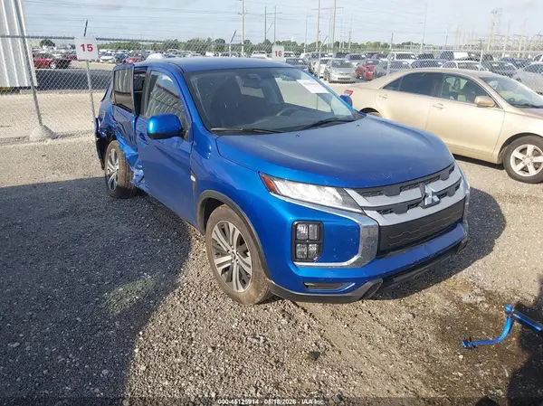 JA4ARUAU9TU016854 2026 MITSUBISHI OUTLANDER - Image 1