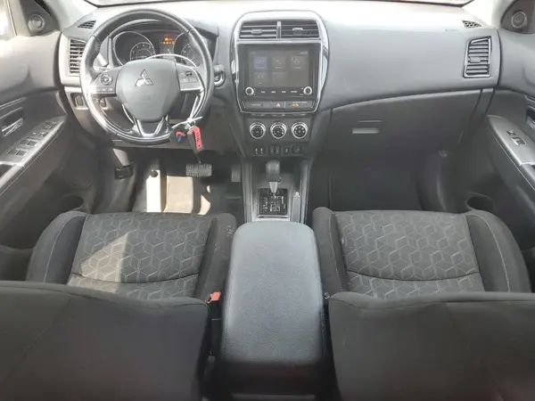 JA4ARUAUXMU019683 2021 MITSUBISHI OUTLANDER - Image 8