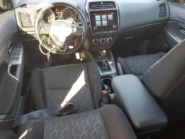 JA4ARUAUXMU026049 2021 MITSUBISHI OUTLANDER - Image 8