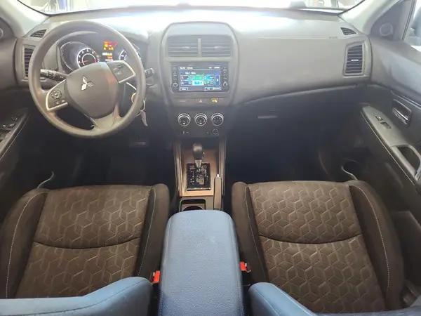 JA4ARUAUXMU036175 2021 MITSUBISHI OUTLANDER - Image 8