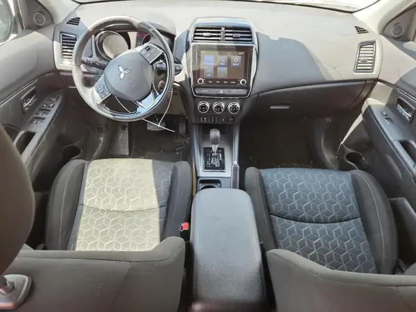 JA4ARUAUXNU024478 2022 MITSUBISHI OUTLANDER - Image 8