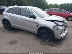 JA4ARUAUXSU015114 2025 MITSUBISHI OUTLANDER