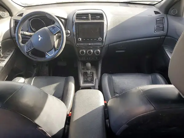 JA4ARVAW0NU011908 2022 MITSUBISHI OUTLANDER - Image 8