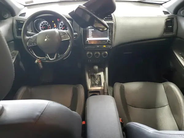 JA4ARVAW0NU019667 2022 MITSUBISHI OUTLANDER - Image 8