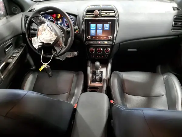JA4ARVAW1NU024019 2022 MITSUBISHI OUTLANDER - Image 8
