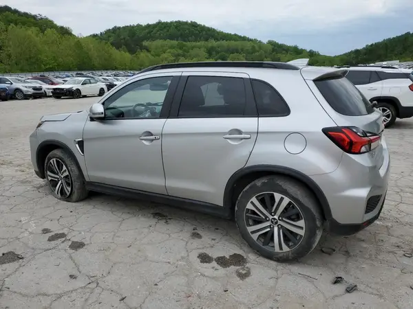 JA4ARVAW7NU011467 2022 MITSUBISHI OUTLANDER - Image 2