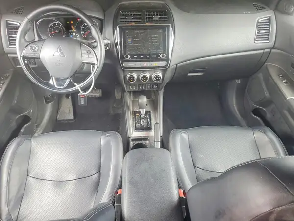 JA4ARVAW7PU012900 2023 MITSUBISHI OUTLANDER - Image 8