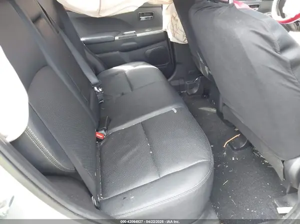 JA4ARVAWXRU011842 2024 MITSUBISHI OUTLANDER - Image 8