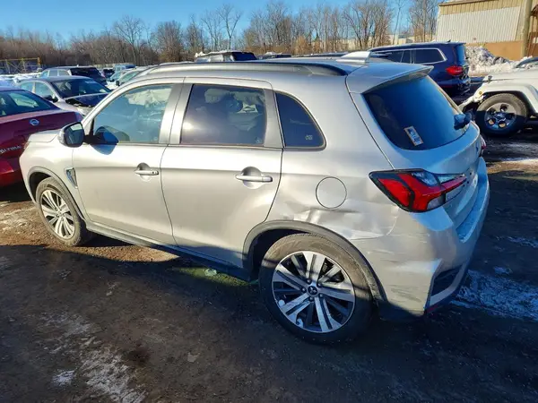 JA4ARVAWXRU013851 2024 MITSUBISHI OUTLANDER - Image 2