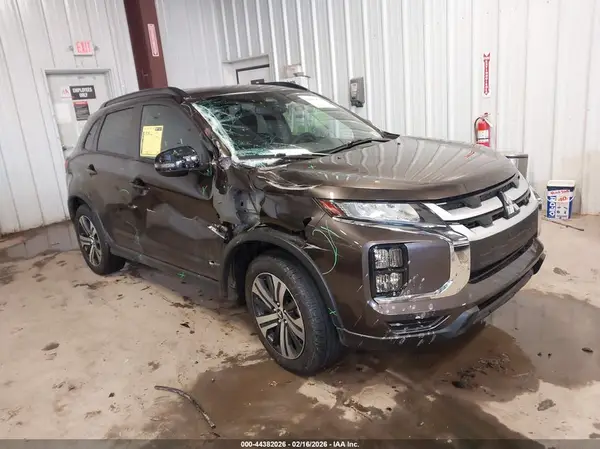 JA4ARVAWXSU006372 2025 MITSUBISHI OUTLANDER - Image 1
