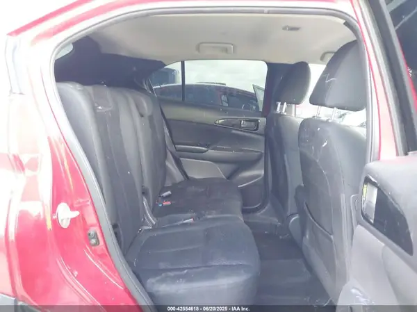 JA4AS3AA0JZ063825 2018 MITSUBISHI ECLIPSE CROSS - Image 8