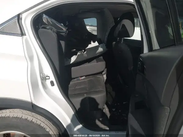 JA4AS3AA0KZ008955 2019 MITSUBISHI ECLIPSE CROSS - Image 8