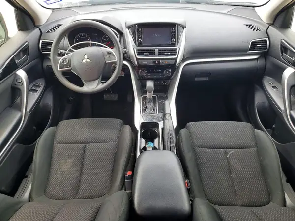 JA4AS3AA0KZ019048 2019 MITSUBISHI ECLIPSE CROSS - Image 8