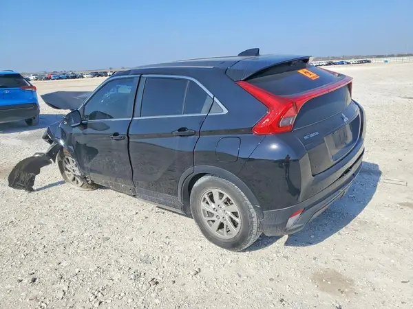 JA4AS3AA1JZ047603 2018 MITSUBISHI ECLIPSE CROSS - Image 2
