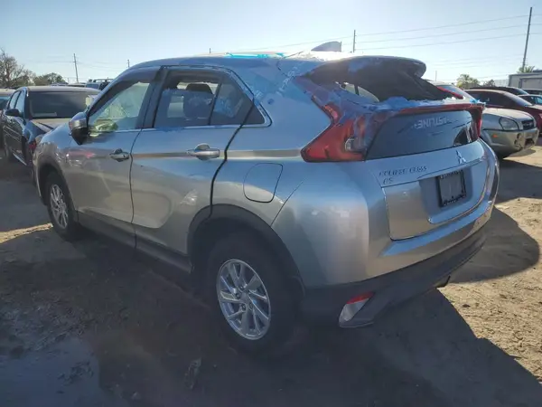 JA4AS3AA1JZ049240 2018 MITSUBISHI ECLIPSE CROSS - Image 2