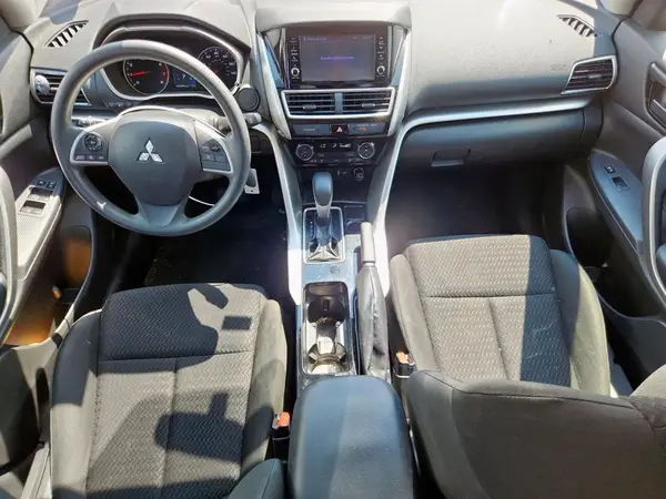JA4AS3AA1JZ065888 2018 MITSUBISHI ECLIPSE CROSS - Image 8
