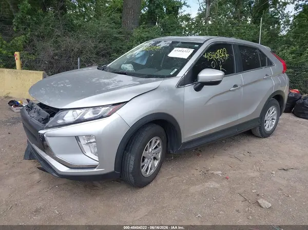 JA4AS3AA1KZ013842 2019 MITSUBISHI ECLIPSE CROSS - Image 2