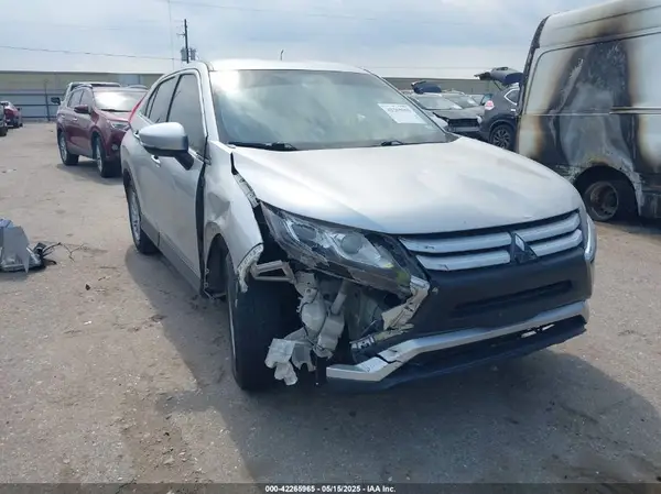 JA4AS3AA1KZ024551 2019 MITSUBISHI ECLIPSE CROSS - Image 1