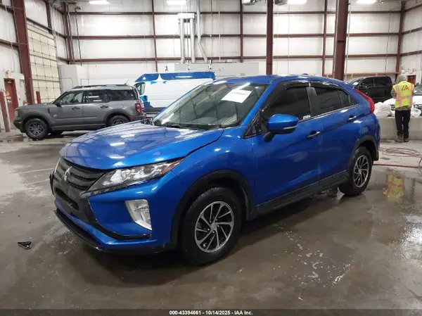 JA4AS3AA1LZ021439 2020 MITSUBISHI ECLIPSE CROSS - Image 2