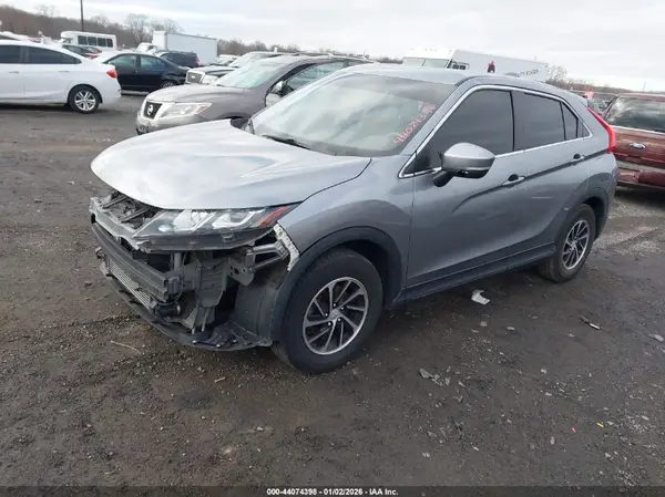 JA4AS3AA1LZ022896 2020 MITSUBISHI ECLIPSE CROSS - Image 2